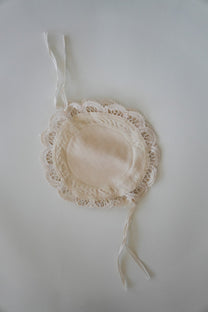 Handmade Bruges lace basket